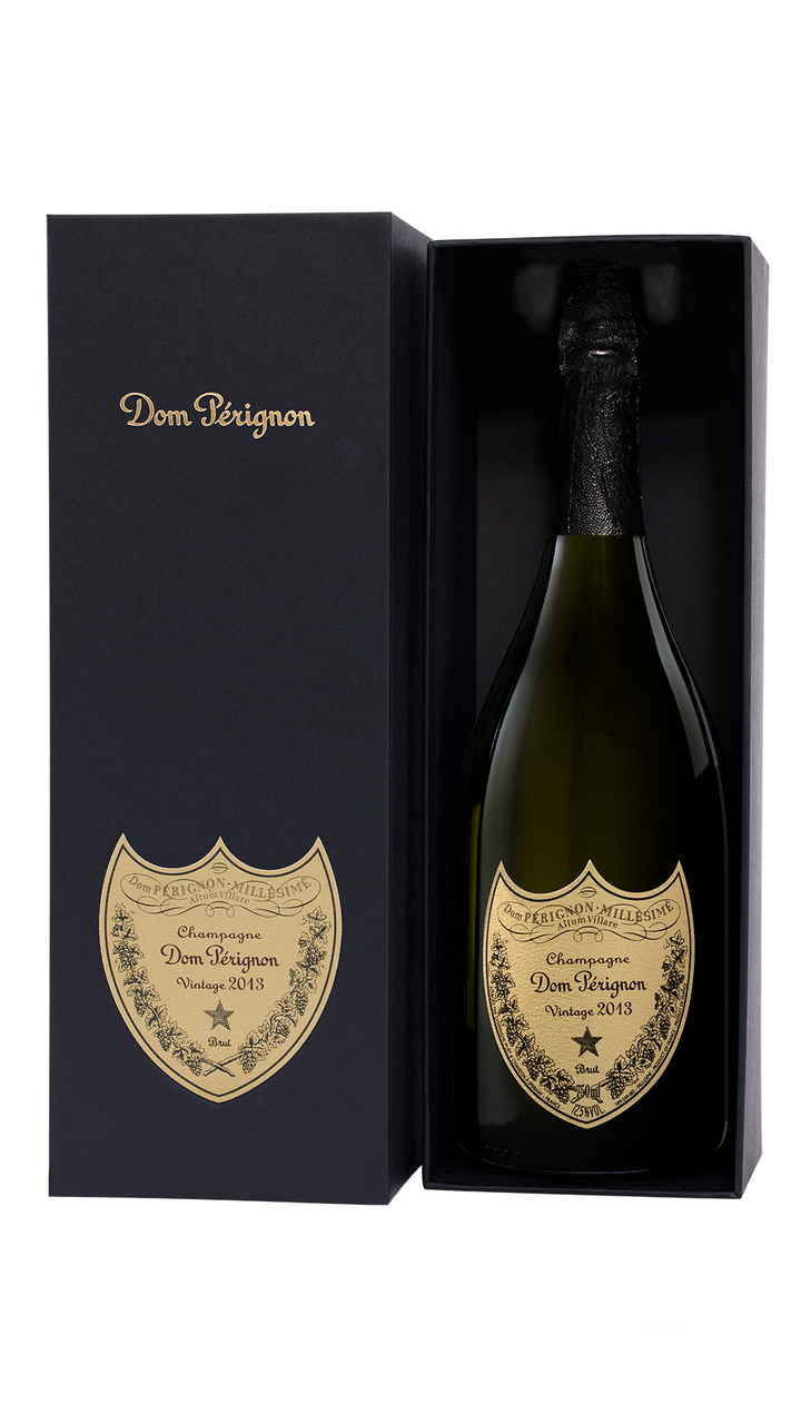 Dom Perignon Шампанско с кутия 750мл