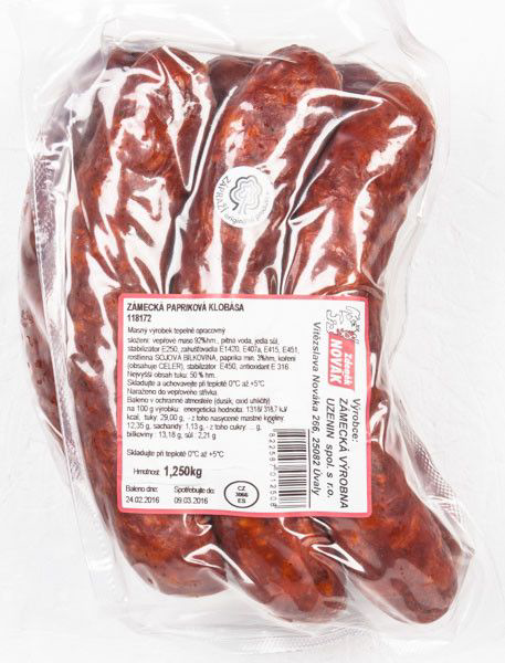 ZÁMECKÁ VÝROBNA Klobása zámecká papriková chlaz. váž. cca 1,25 kg