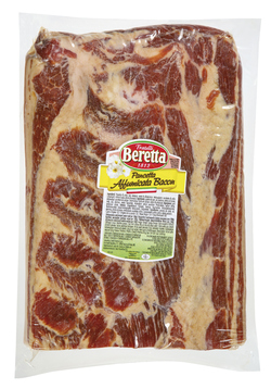 Beretta Pancetta Affumicata bok uzený sušený s kůží chlaz. váž. cca 1,5 kg