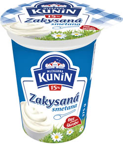 MLÉKÁRNA KUNÍN Smetana zakysaná 15 % chlaz. 6 x 375 g