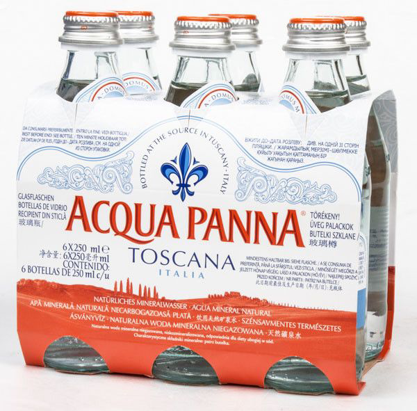ACQUA PANNA Voda minerální neperlivá 6 x 250 ml