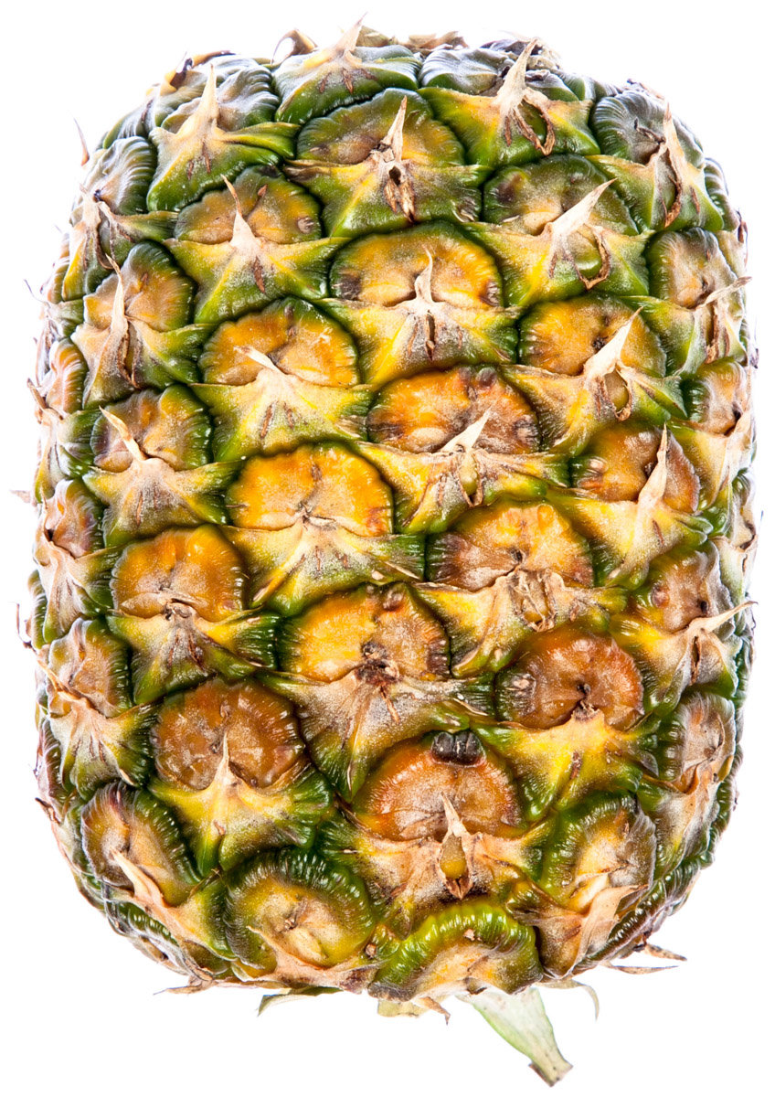 Ananas bez korunky čerstvý 900 g+ 12 ks