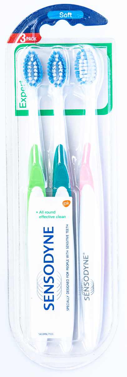 SENSODYNE Zubní kartáček Expert Soft 3 ks