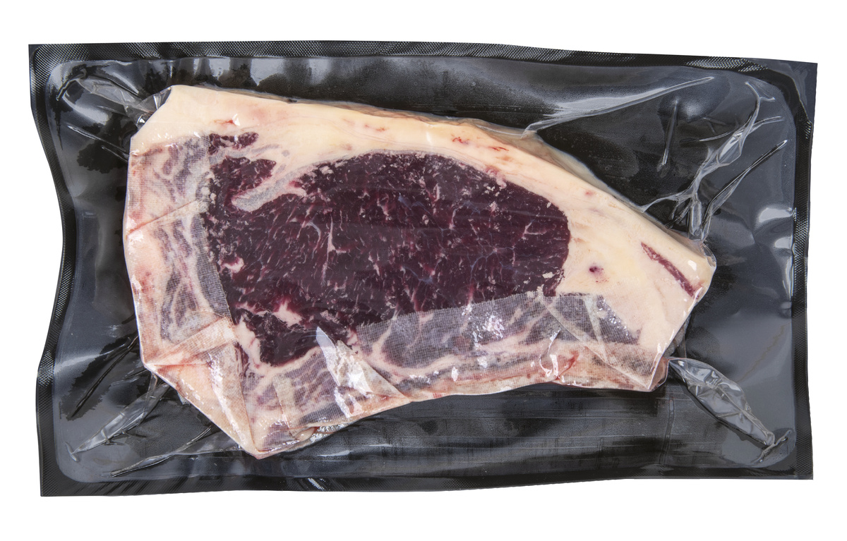 Hovězí roštěná s kostí Dry Aged chlaz. 1 kg