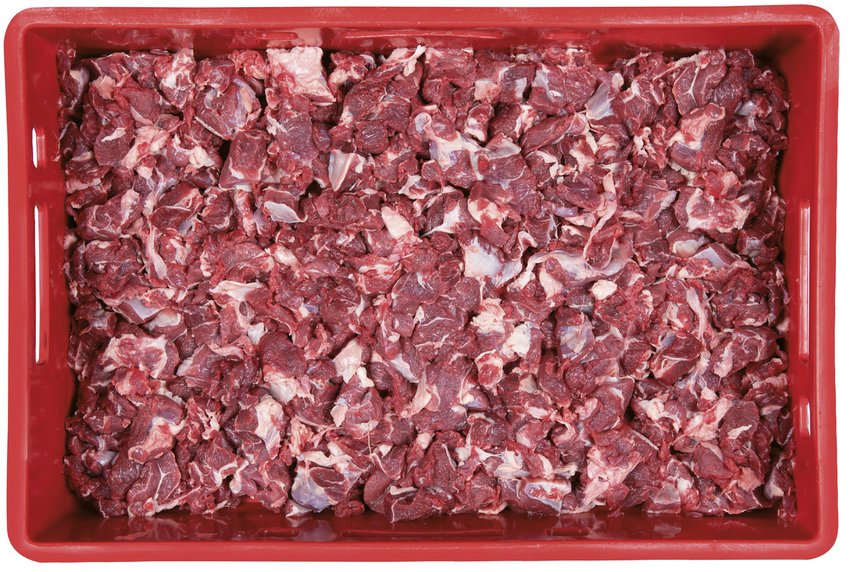 Hovězí kostky z kližky 2 x 2 cm volně ložené chlaz. váž. cca 8 kg vlastní výroba