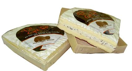 Renard Gillard Brie royal saveur truffes noires 1/4  meule 