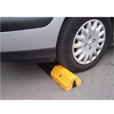 Bordure de séparation parking Handinorme