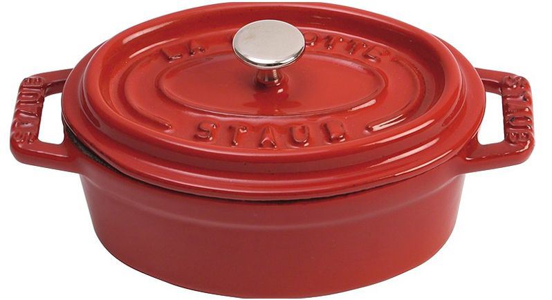 Mini-cocotte fonte ovale cerise 11 cm Staub