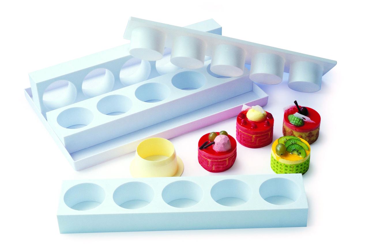 Démouleur plastique 5 gâteaux larmes 40 x 10 cm Matfer - 350028
