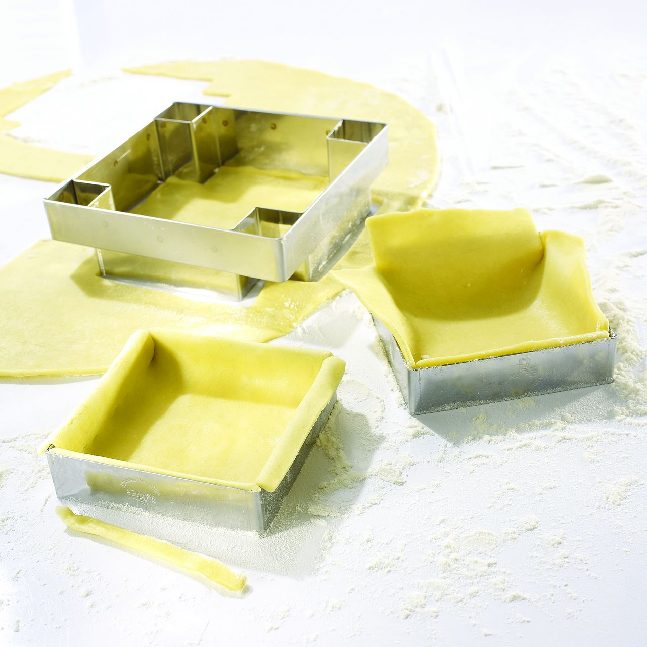 Découpoir à tarte inox carré 15 cm Matfer - 371224