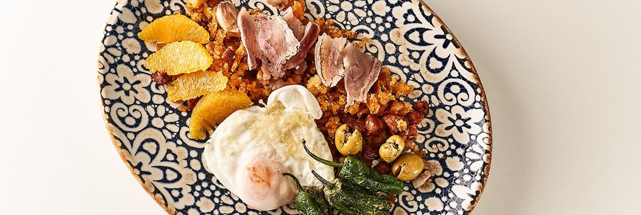 Migas de pan casero, naranja y aceituna - Sergio Garrido Migas de pan casero, naranja y aceituna - Sergio Garrido