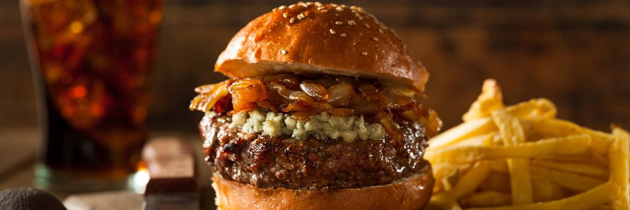 Recettes de chefs | Burger au bleu d'Auvergne Recettes de chefs | Burger au bleu d'Auvergne