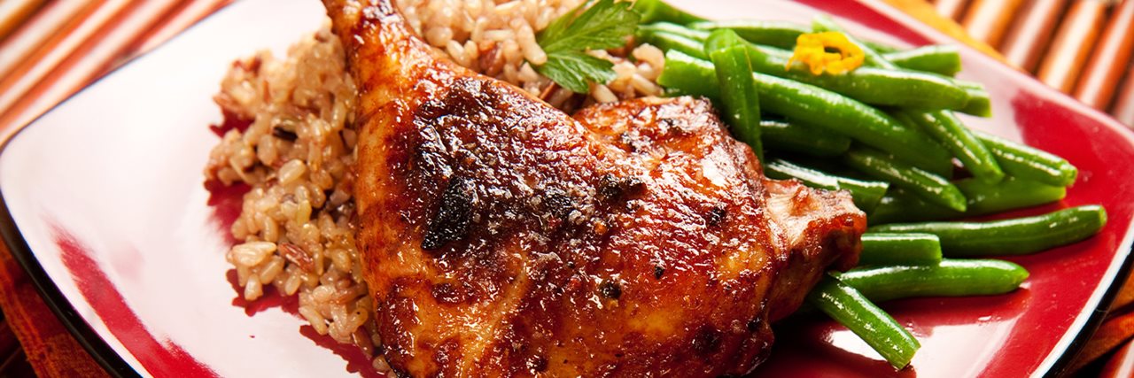 Recettes de chefs | Cuisse de canard grillée, sauce barbecue, riz et haricots Recettes de chefs | Cuisse de canard grillée, sauce barbecue, riz et haricots