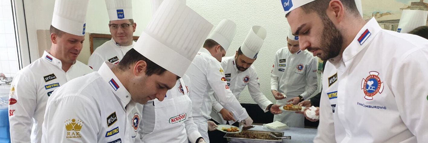 Junior Chef club priprema božićni ručak Junior Chef club priprema božićni ručak