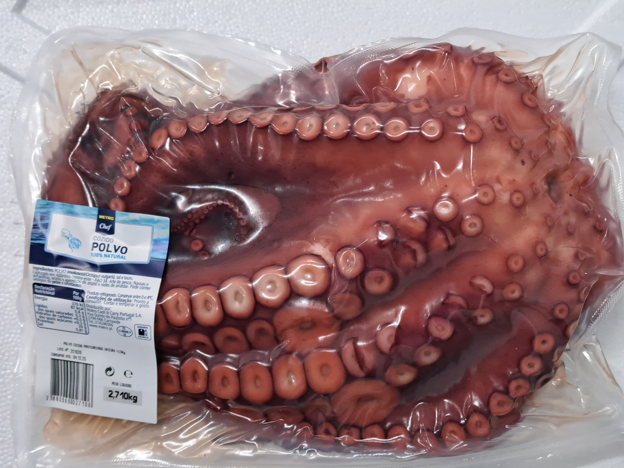 METRO Chef Polvo Cozido Pasteurizado Inteiro +2.5kg