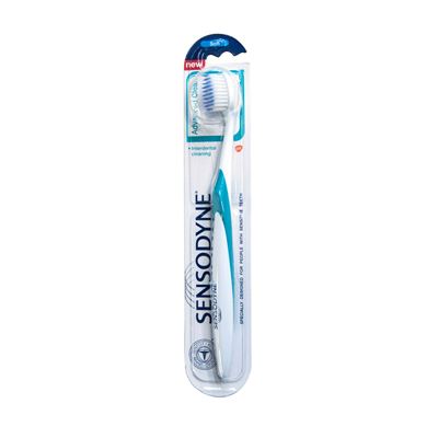 SENSODYNE Periuta Dinti Advanced Clean
