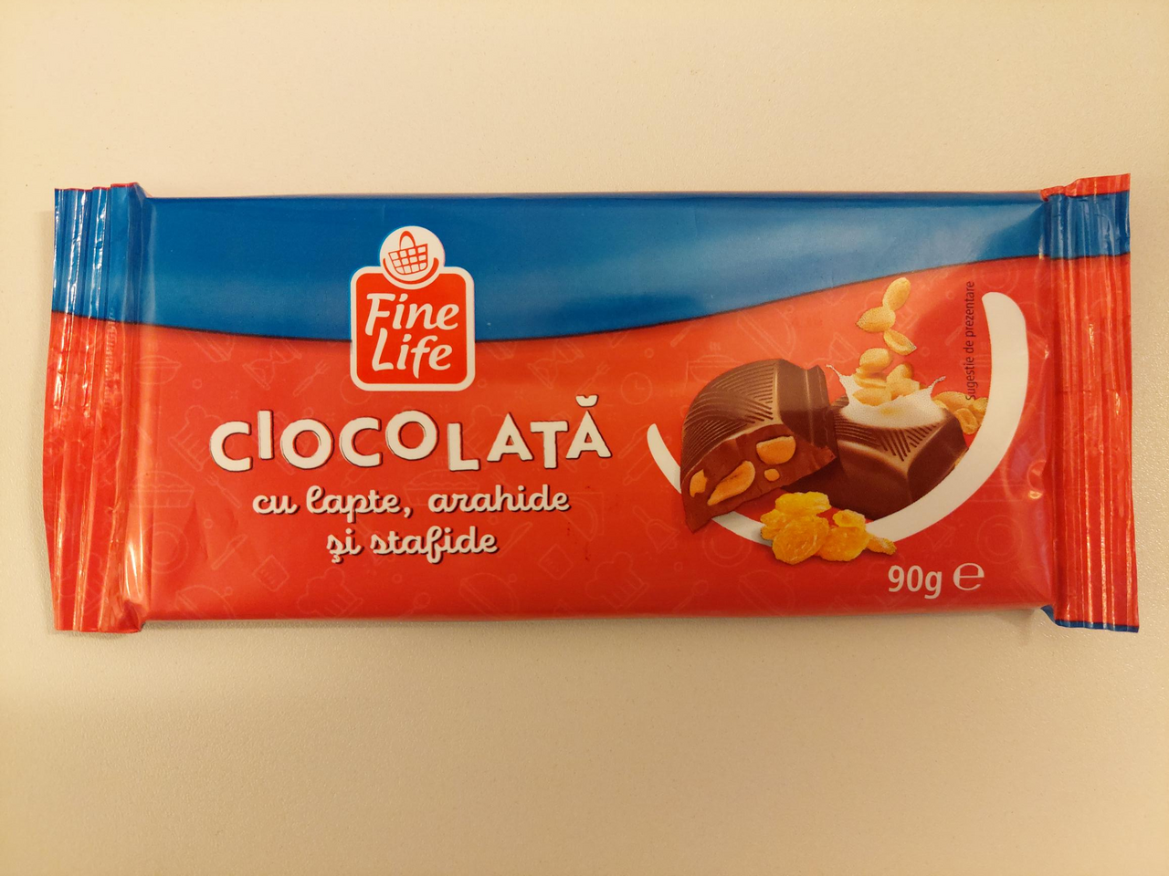 Fine Life Ciocolata cu Lapte, Arahide si Stafide 90 g