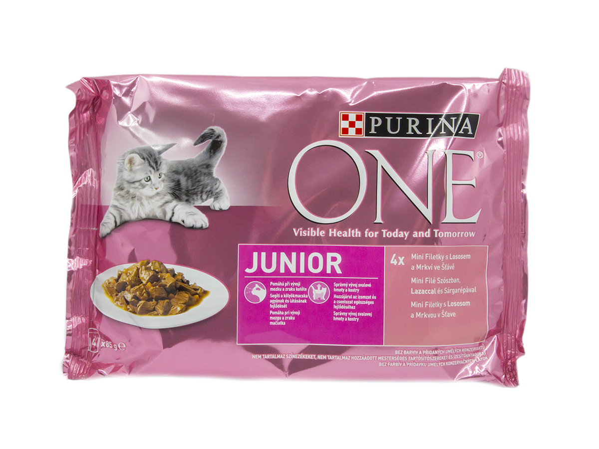 PURINA ONE Junior mini filetky s lososom kapsičky 4 x 85 g