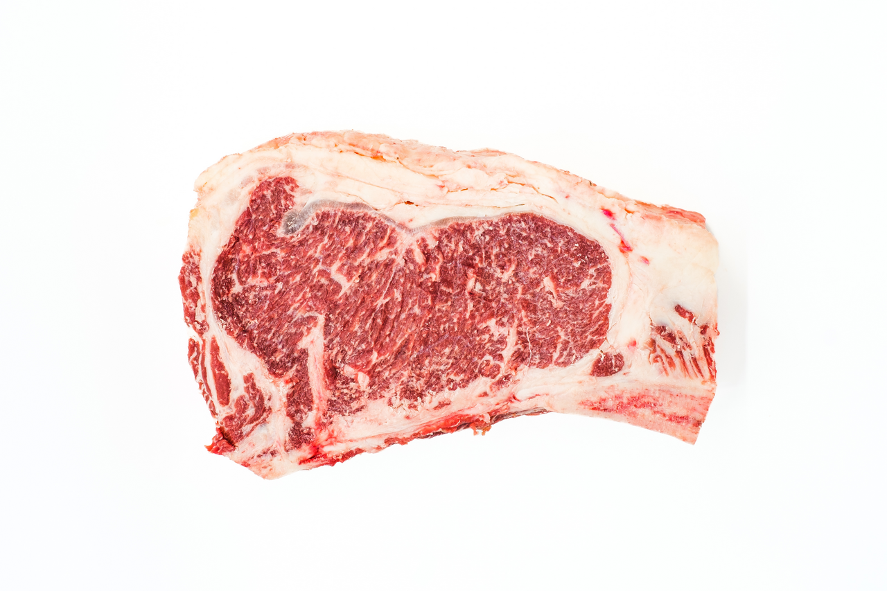 Maso Klouda Hovädzia nízka roštenka s kosťou vákuové balenie chlad. váž cca 400 g