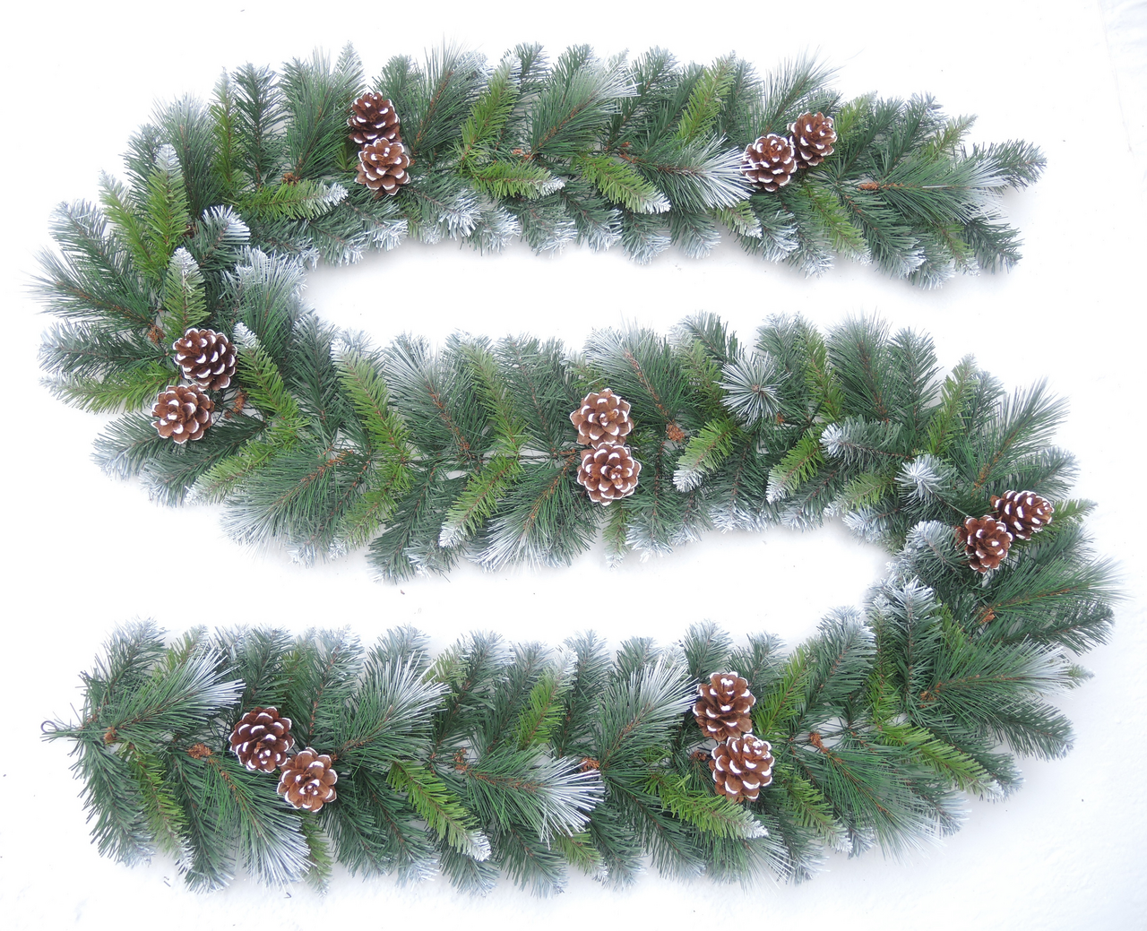 Tarrington House Veniec so šiškami (350) 504 cm 1 ks