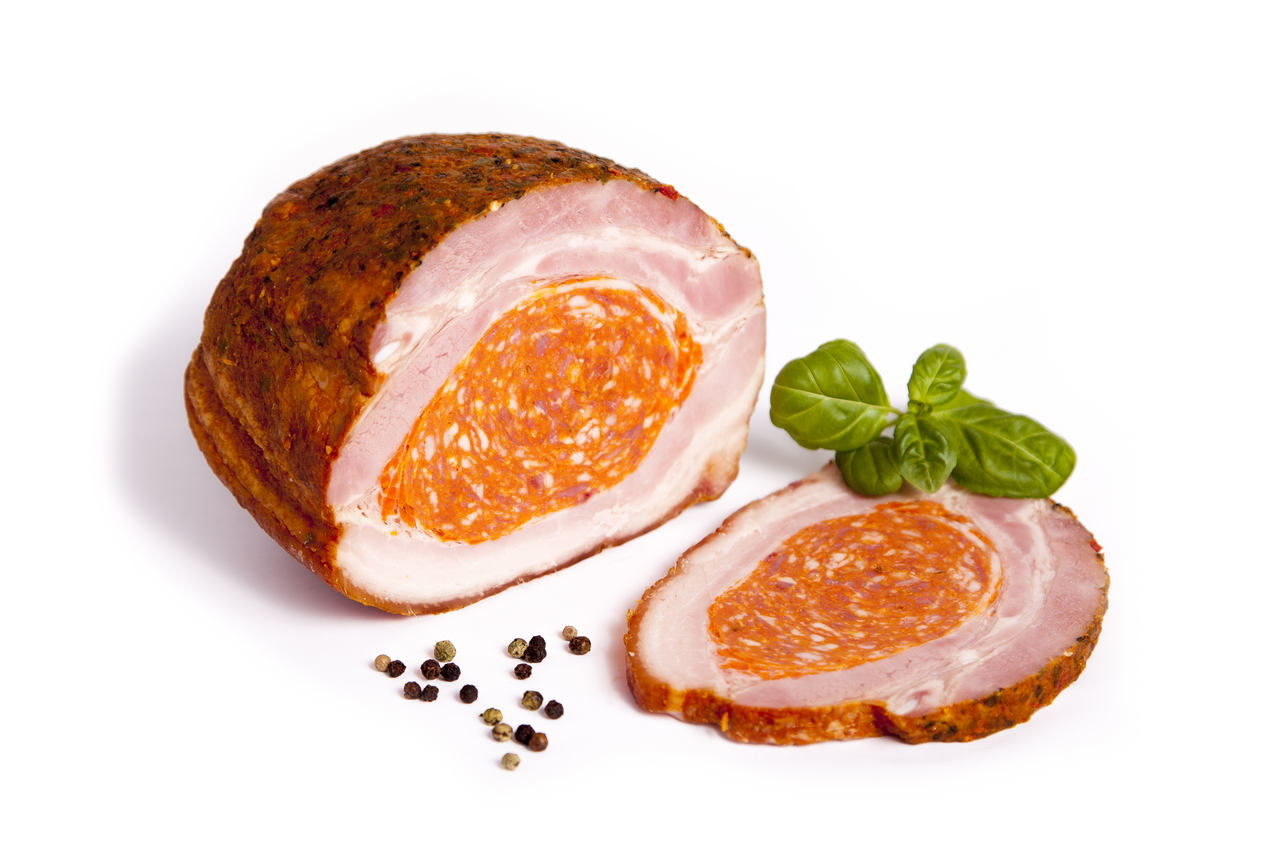 Domáci bôčik plnený vákuovo balený chlad. váž. cca 1 kg