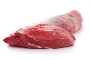 Istermeat Hovädzia sviečková býk SK vákuovo balená chlad. váž. cca 2,2-2,5 kg