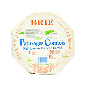 Brie Paturages syr s bielou plesňou na povrchu chlad. 1 kg