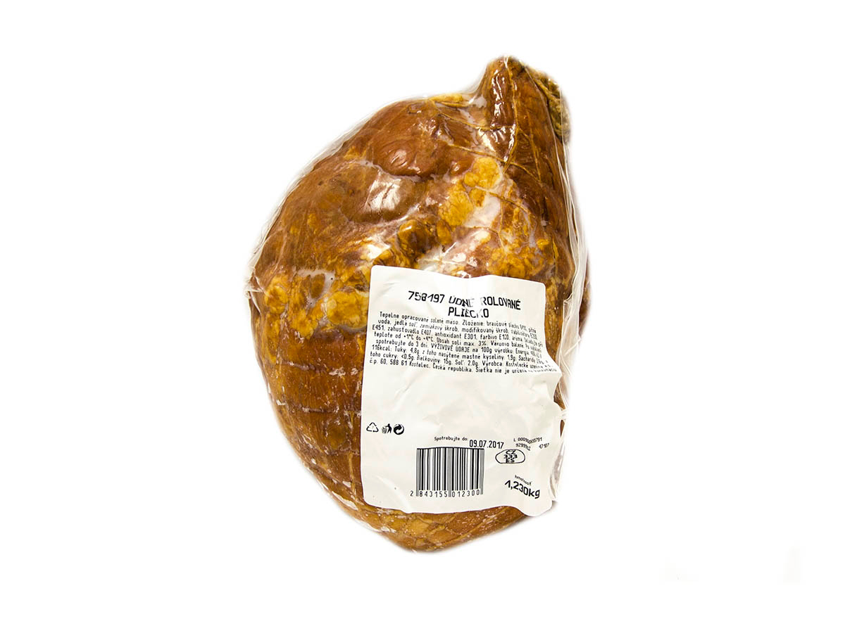 KOSTELECKÉ UZENINY Údené plece rolované vákuovo balené chlad. váž. cca 1,5 kg